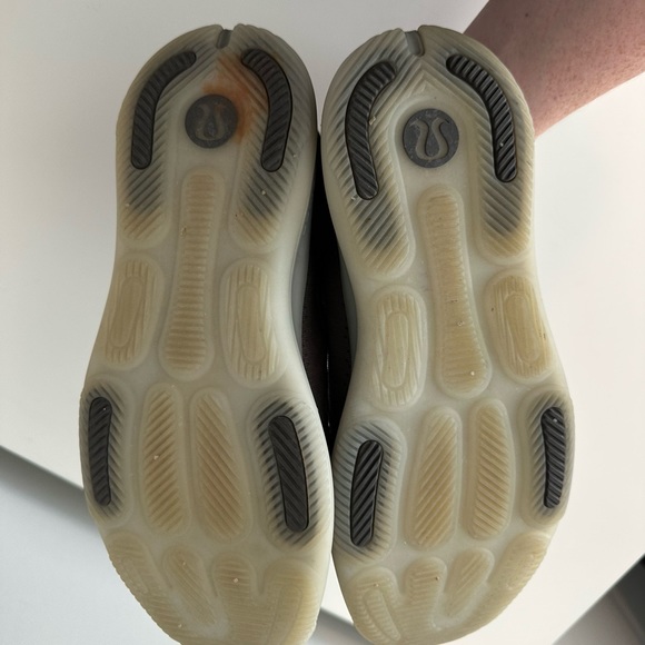 Lululemon trainers - Picture 3 of 3